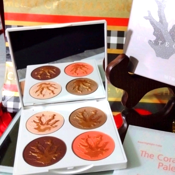 Chantecaille The Coral Reefs Palette🎨 NWT - Picture 5 of 7